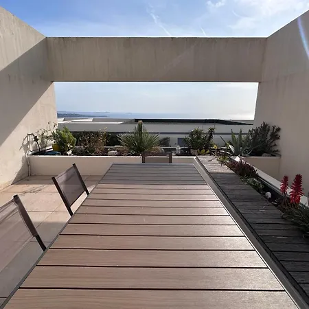 With Sea View Terrace And Swimming Pool Bandol