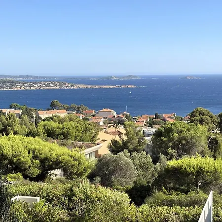 Lägenhet With Sea View Terrace And Swimming Pool